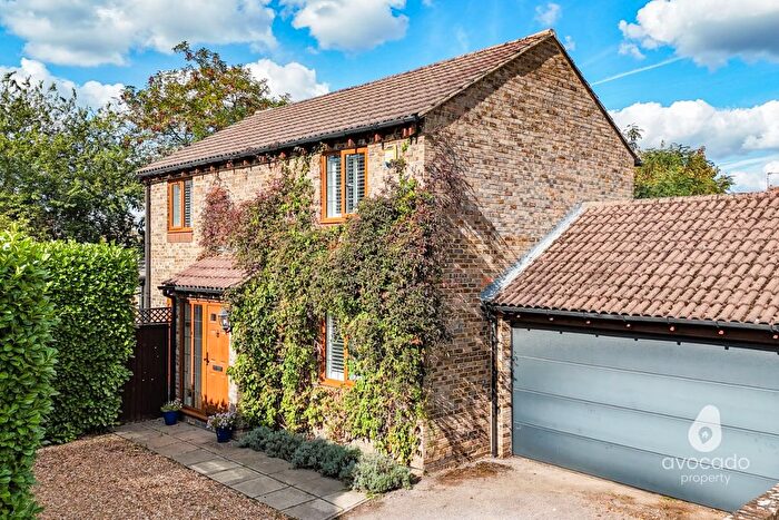 4 Bedroom Detached House For Sale In Mill Lane, Lower Earley, RG6
