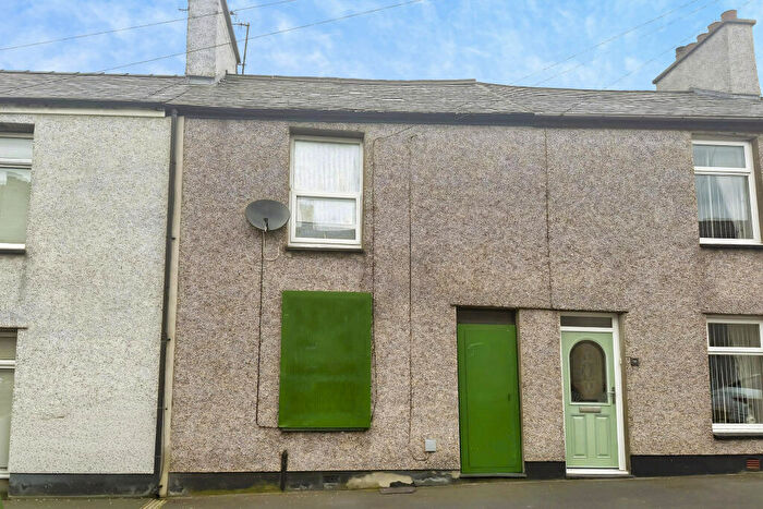3 Bedroom Terraced House For Sale In Cecil Street, Holyhead, Anglesey, LL65