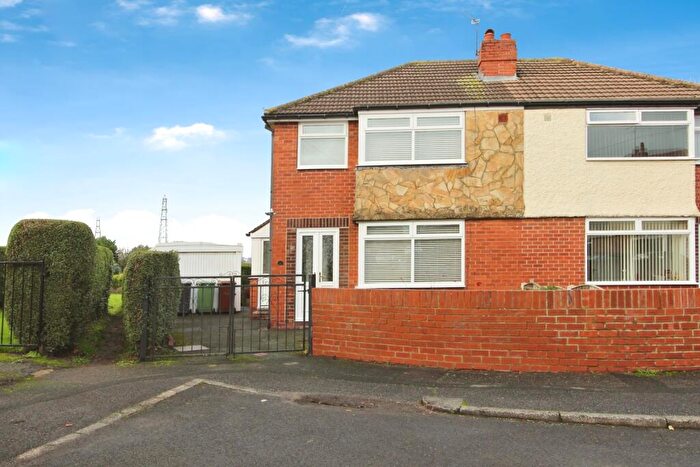 3 Bedroom Semi Detached House For Sale In St. Georges Crescent, Rothwell, Leeds, West Yorkshire, LS26