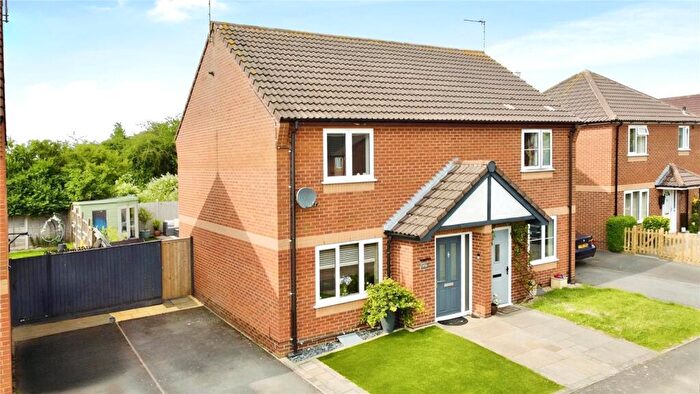 2 Bedroom Semi-Detached House For Sale In The Pingle, Barlestone, Nuneaton, Leicestershire, CV13