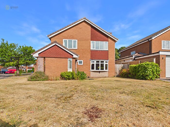 4 Bedroom Detached House For Sale In St. Andrews Road, Sutton Coldfield, B75