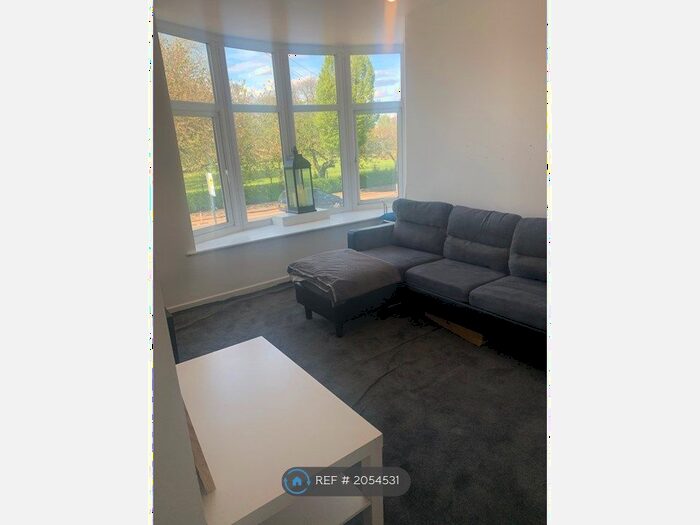 1 Bedroom Flat To Rent In Talbot Road, Stretford, Manchester, M32