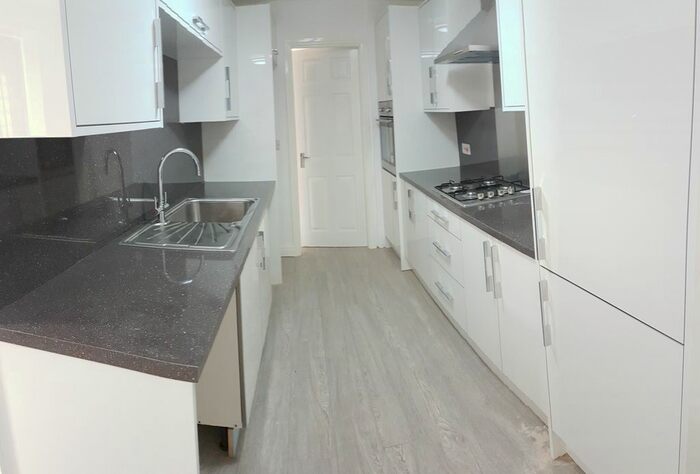 4 Bedroom Semi-Detached House To Rent In Shireoak Road, Withington, Manchester, M20