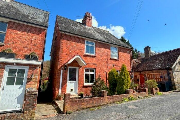 3 Bedroom Semi-Detached House To Rent In Brook View, Crowborough, TN6