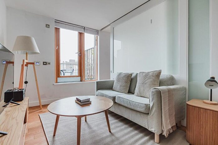 1 Bedroom Apartment To Rent In Drysdale Street, London, N1