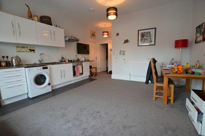 1 Bedroom Flat To Rent In Clarendon Road, Walthamstow, E17