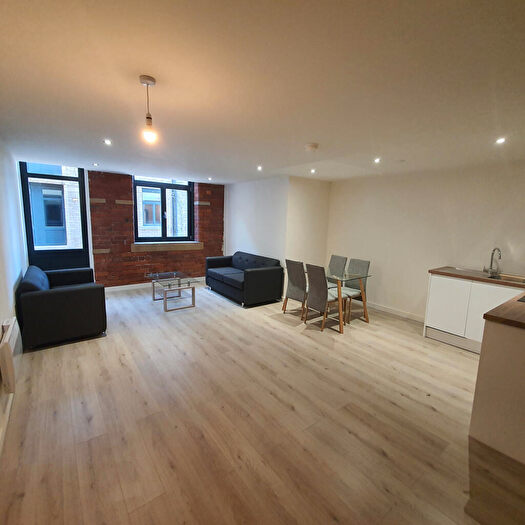 Apartment To Rent In Conditioning House, Cape Street, Bradford, Yorkshire, BD1