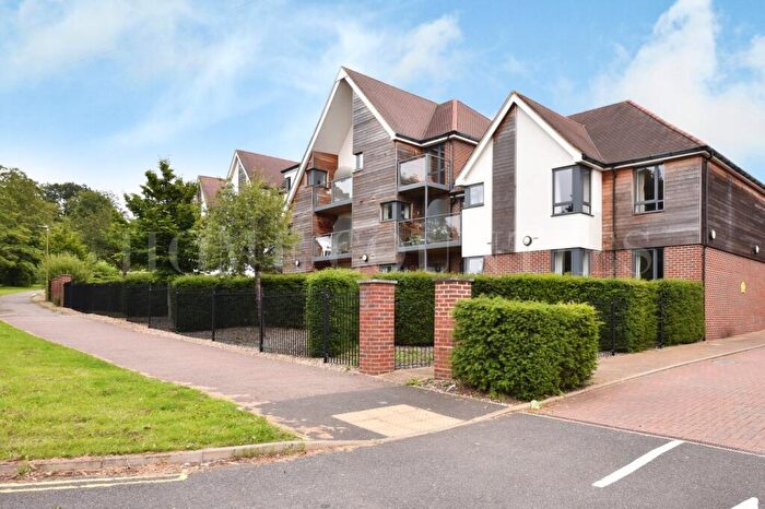 1 Bedroom Retirement Property For Sale In Darkes Lane, Potters Bar, EN6