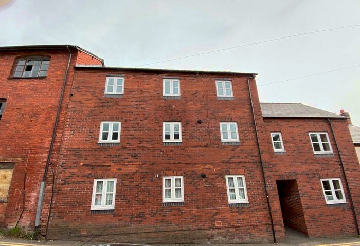 1 Bedroom Flat To Rent In Bromyard, HR7