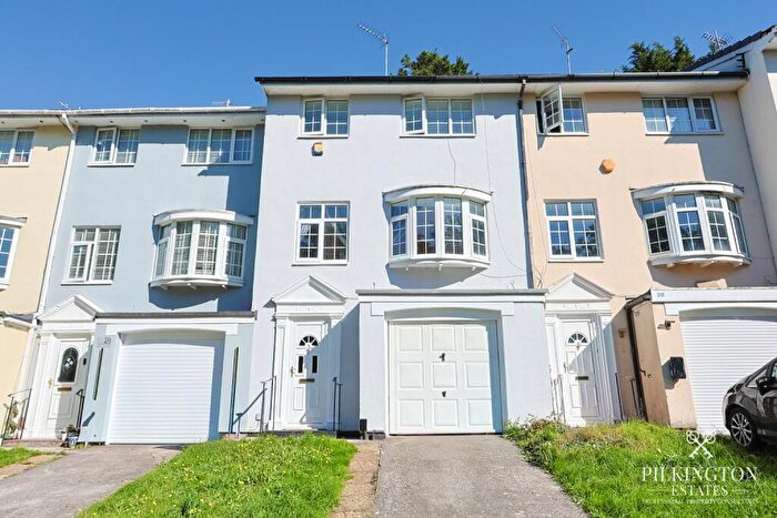 3 Bedroom Town House For Sale In Plymouth, Devon, PL3