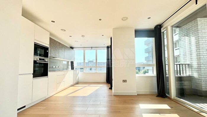 2 Bedroom Apartment To Rent In Duval House, Grant Road, Clapham Junction, London, SW11