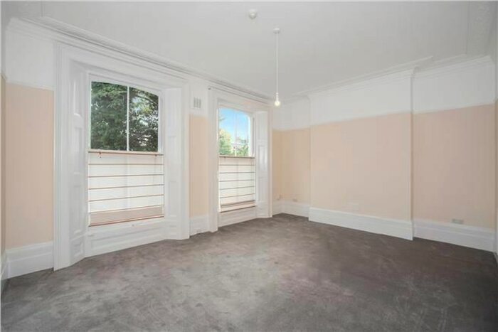 1 Bedroom Flat To Rent In Shooters Hill Road, Blackheath, London, SE3