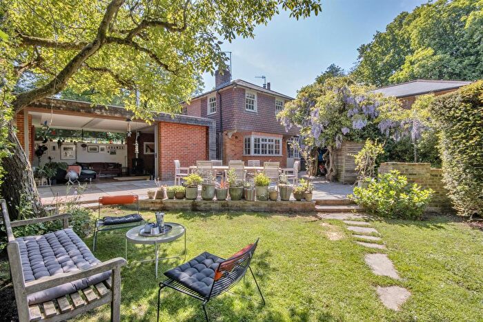 4 Bedroom Semi-Detached House For Sale In Noble Tree Cottages, Hildenborough, TN11