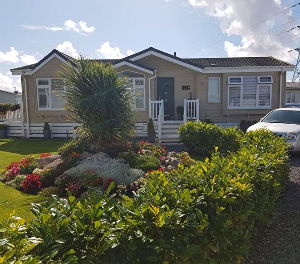2 Bedroom Park Home For Sale In Garstang Road West, Poulton-Le-Fylde, FY6