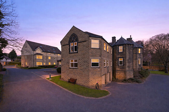 2 Bedroom Apartment For Sale In The Strone, Apperley Bridge, BD10
