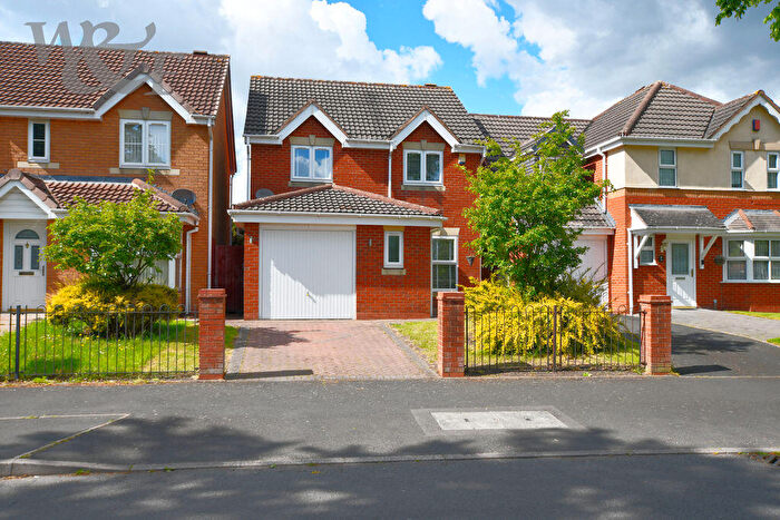 3 Bedroom Detached House For Sale In Westmead Crescent, Birmingham, B24