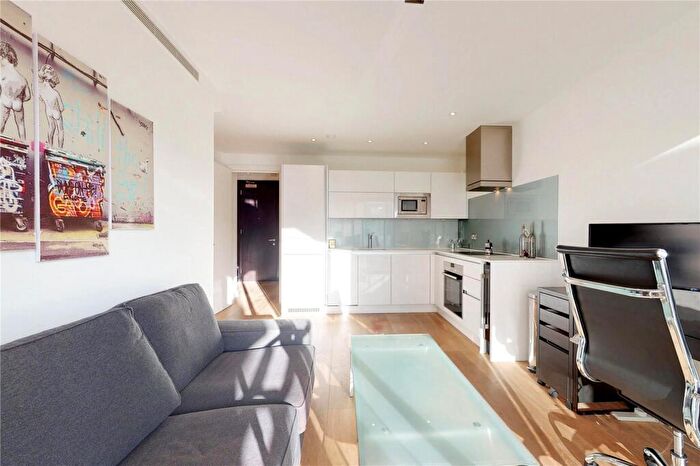 Studio To Rent In Avantgarde Place, Shoreditch, London, E1