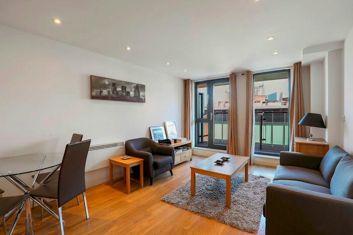 2 Bedroom Flat To Rent In Mybase, Borough, SE1