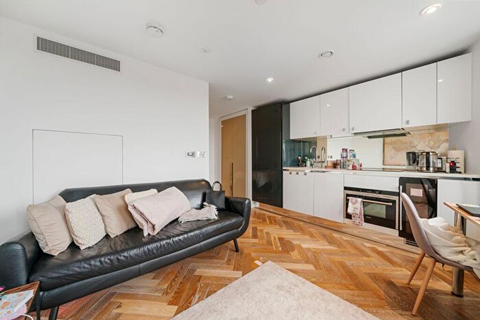 Studio To Rent In City Road, Eagle Point City Road, EC1V