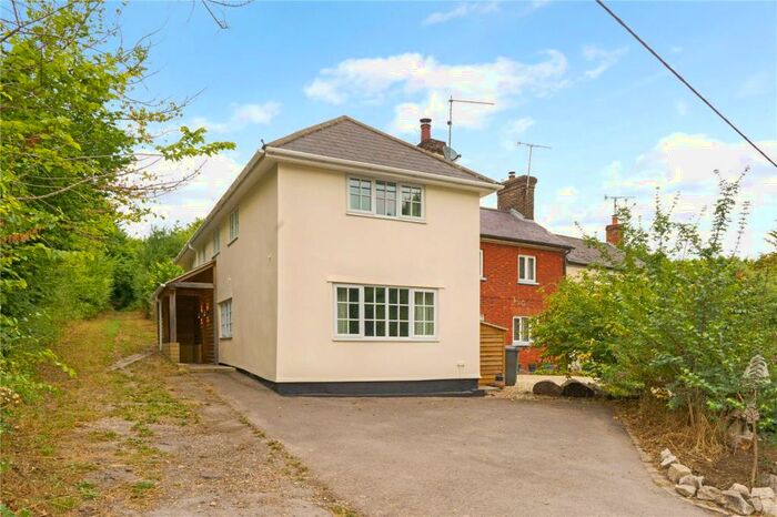 4 Bedroom End Of Terrace House For Sale In Clatford, Marlborough, Wiltshire, SN8