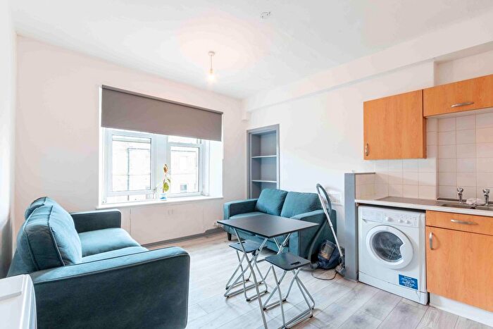 1 Bedroom Flat To Rent In Bruce Street, Edinburgh, EH10