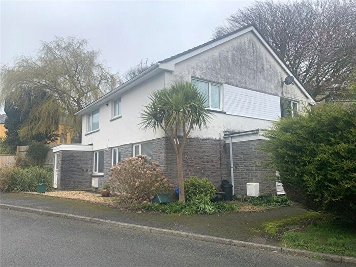 1 Bedroom Flat To Rent In Merlins Court Lodge, Tenby, Pembrokeshire, SA70