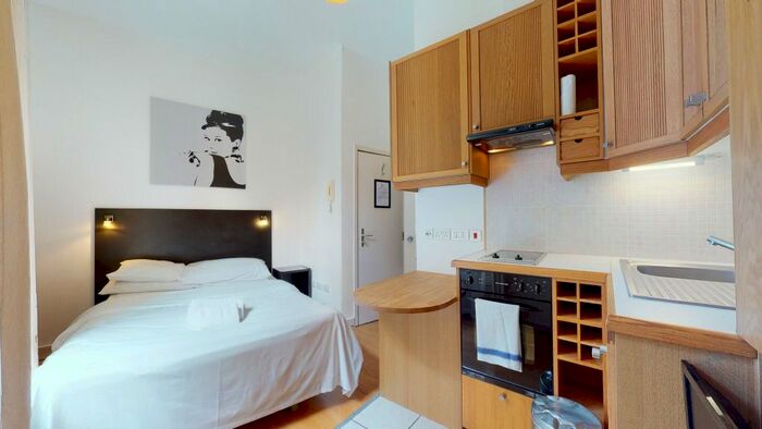Studio To Rent In Cartwright Gardens, London, WC1H