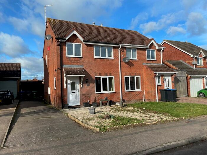 3 Bedroom Semi-Detached House To Rent In Crowfoot Way, Broughton Astley, Leicester, LE9
