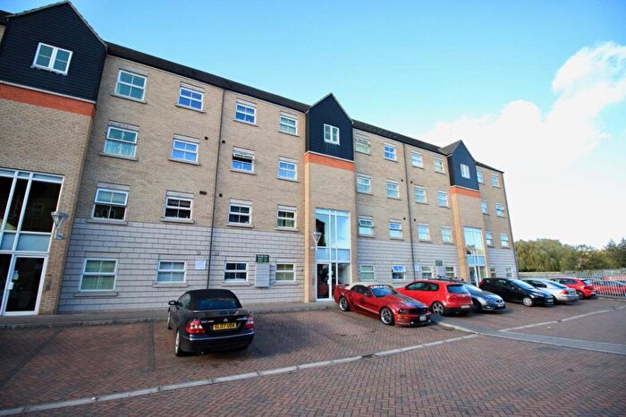 2 Bedroom Flat To Rent In Riverside Drive, Lincoln, LN5