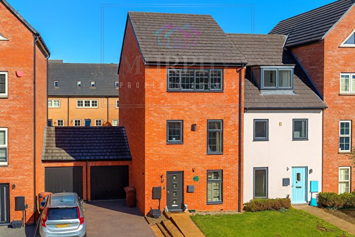 4 Bedroom Property For Sale In Madison Walk, Ackworth, Pontefract, West Yorkshire, WF7