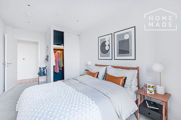 2 Bedroom Flat To Rent In George Street, Croydon, CR0