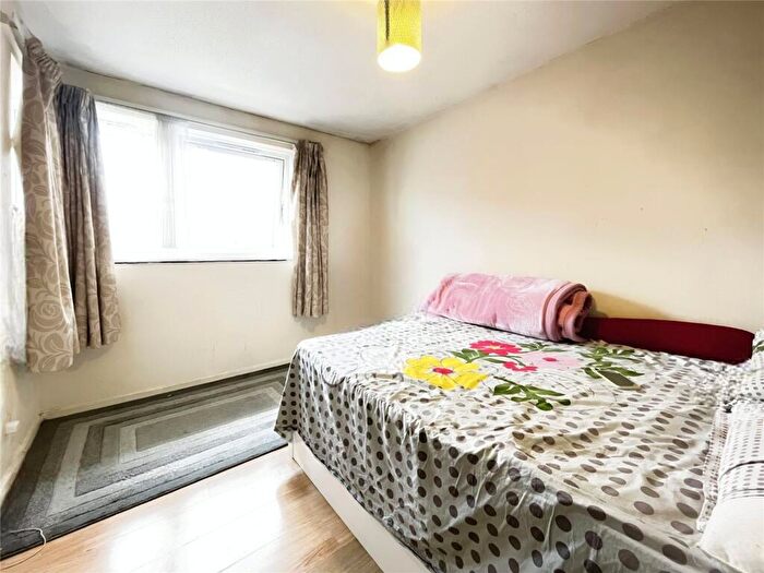1 Bedroom Flat For Sale In Cossall Walk, London, SE15