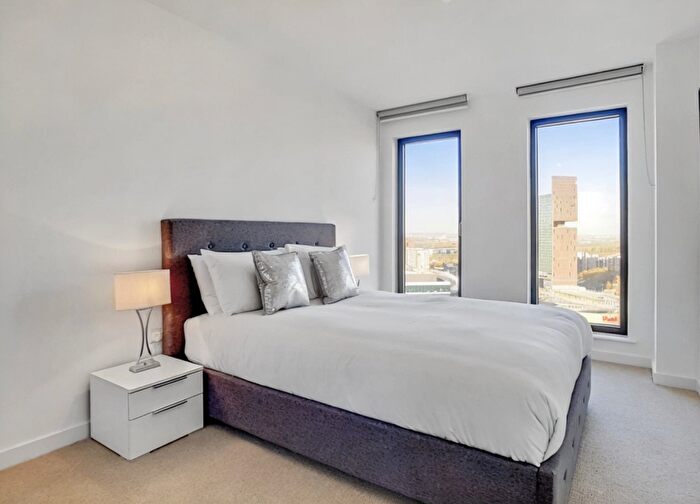 1 Bedroom Flat To Rent In Great Eastern Road, London, E15