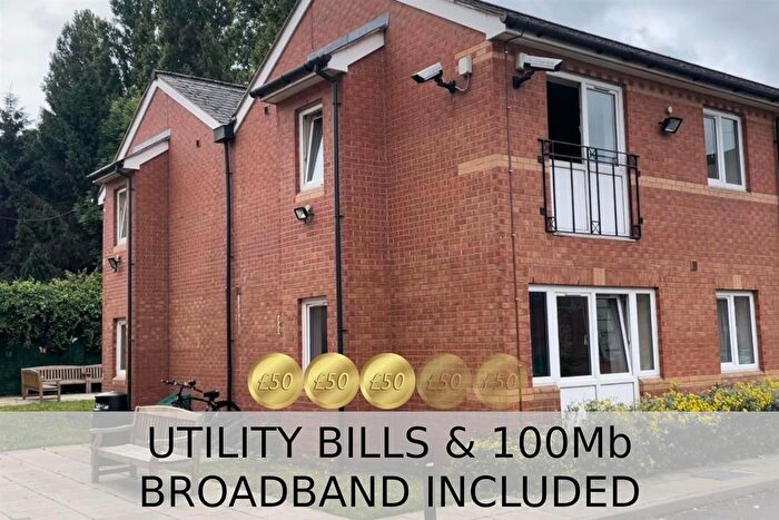 6 Bedroom Hotel To Rent In Dawlish Road, Birmingham, B29