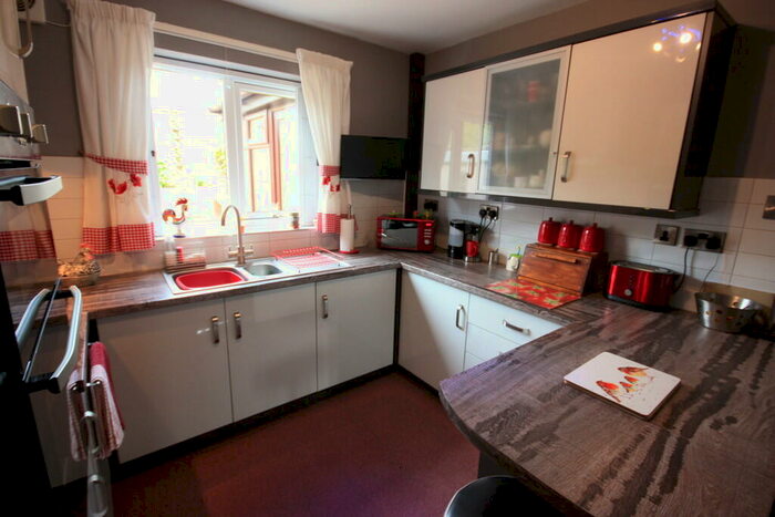 4 Bedroom Detached House For Sale In Coalpit Hill, Talke, Stoke-on-Trent, ST7