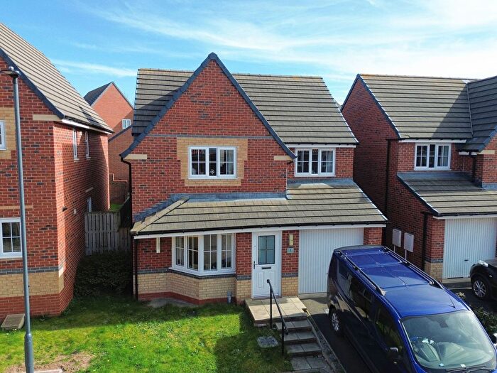 3 Bedroom Detached House For Sale In Wagtail Crescent, Whitby, YO22