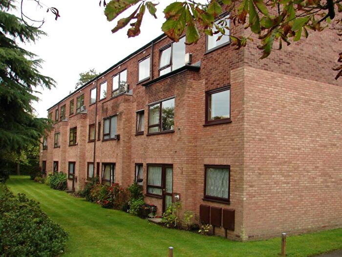 1 Bedroom Apartment For Sale In Homeleigh House, Bournemouth, BH8