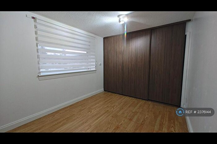 2 Bedroom Flat To Rent In Denmilne Street, Glasgow, G34