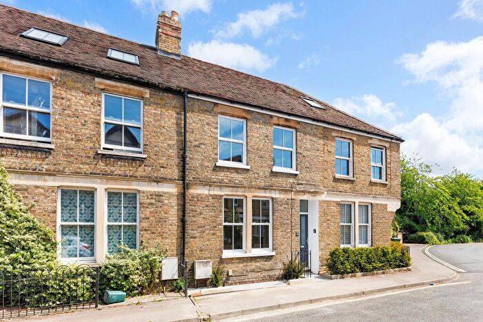 2 Bedroom Terraced House To Rent In , OX2