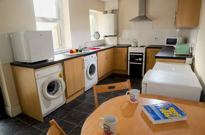 4 Bedroom Private Hall To Rent In Coulston Road, Lancaster, LA1