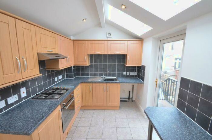 2 Bedroom Flat To Rent In High Street, Rishton, BB1