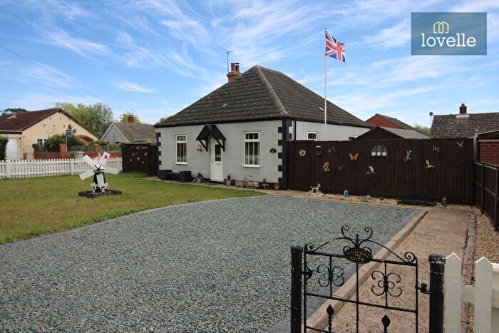 2 Bedroom Detached Bungalow For Sale In Willerton Road, North Somercotes, LN11