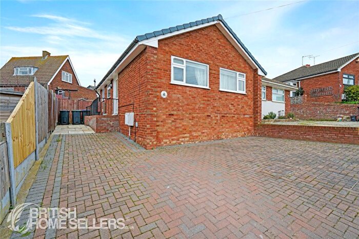 2 Bedroom Bungalow For Sale In Woodrow Chase, Herne Bay, Kent, CT6