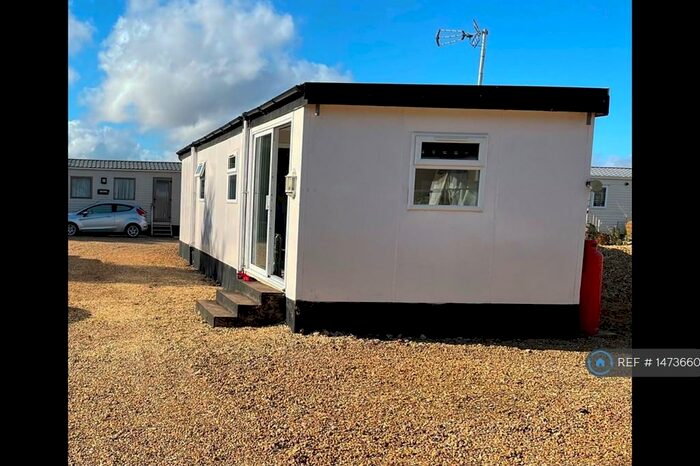 1 Bedroom Mobile Home To Rent In Whitwick Green Road, Bedford, MK44