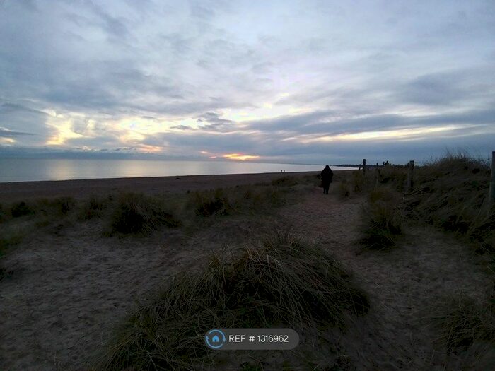 1 Bedroom Bungalow To Rent In Riverside, Littlehampton, BN17