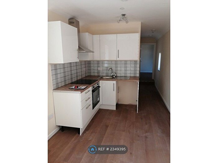 1 Bedroom Flat To Rent In Cardiff, Cardiff, CF14