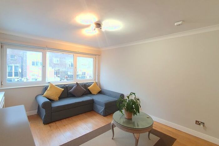 1 Bedroom Flat To Rent In Gloucester Terrace, London, W2