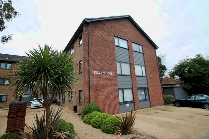 1 Bedroom Flat To Rent In Brookfield Road, Wooburn Green, High Wycombe, HP10