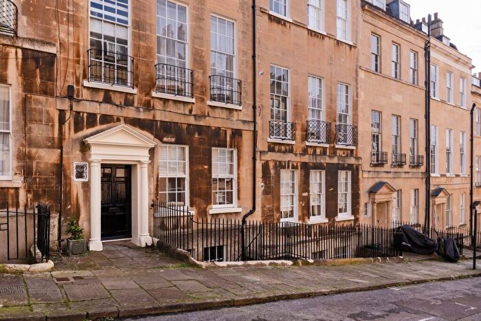 3 Bedroom Apartment For Sale In Park Street, Bath, BA1