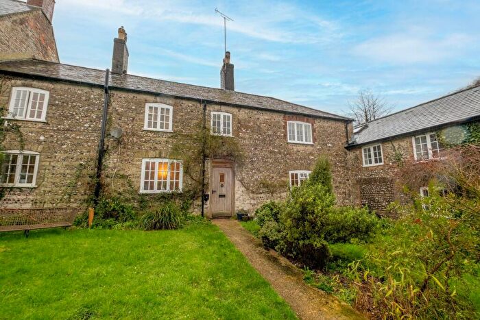 4 Bedroom Terraced House To Rent In Compton Valence, Dorchester, Dorset, DT2